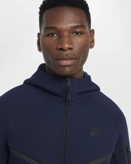 Худі Nike Tech Fleece (темно-синє) HV0949-451 фото 3 — інтернет-магазин Tapok
