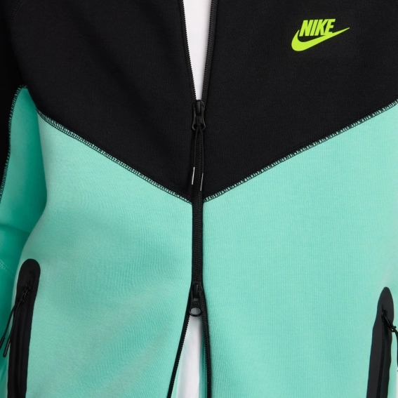 Худые Nike Tech Fleece (черно-салатовое) HF4432-349 фото 6 — интернет-магазин Tapok