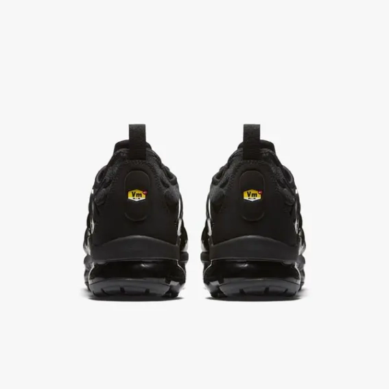 Кросівки Nike AIR VAPORMAX PLUS 924453-004 фото 6 — інтернет-магазин Tapok