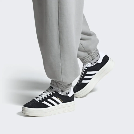 Кроссовки женские Adidas Gazelle Bold HQ6912 38 HQ6912 фото 8 — интернет-магазин Tapok