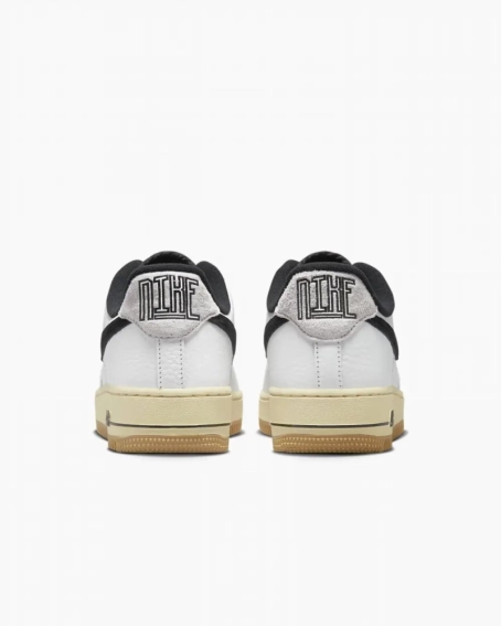 Кроссовки женские Nike Air Force 1 &#39;07 Black and Summit White DR0148-101 36.5 DR0148-101 фото 8 — интернет-магазин Tapok