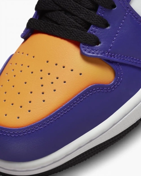 Кросівки чоловічі Jordan 1 Mid фіолетові DQ8426-517 44 DQ8426-517 фото 8 — інтернет-магазин Tapok