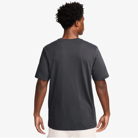 Футболка Nike M DF TEE BBALL OC HQ0023-060 фото 2 — інтернет-магазин Tapok