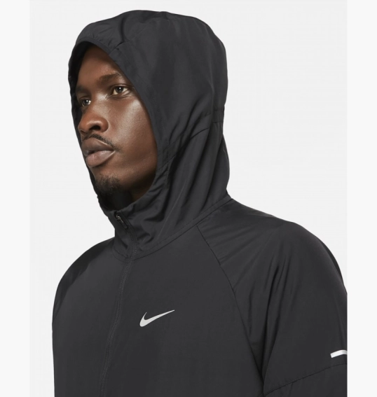 Куртка мужская Nike Repel Miler Black DD4746-010 фото 6 — интернет-магазин Tapok