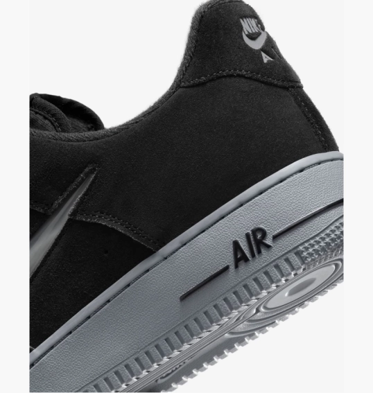 Кросівки чоловічі Nike Air Force 1 Low Jewel Suede Black HQ3827-002 фото 8 — інтернет-магазин Tapok