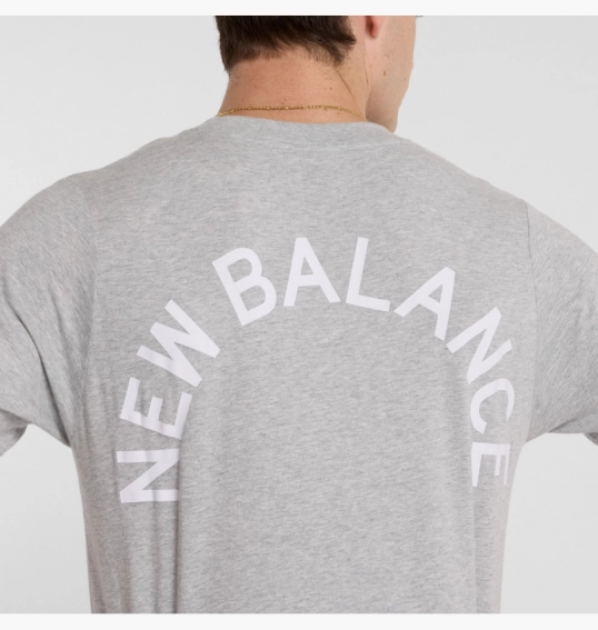 Футболка чоловіча New Balance Sport Arch Graphic Grey MT51985AG фото 4 — інтернет-магазин Tapok