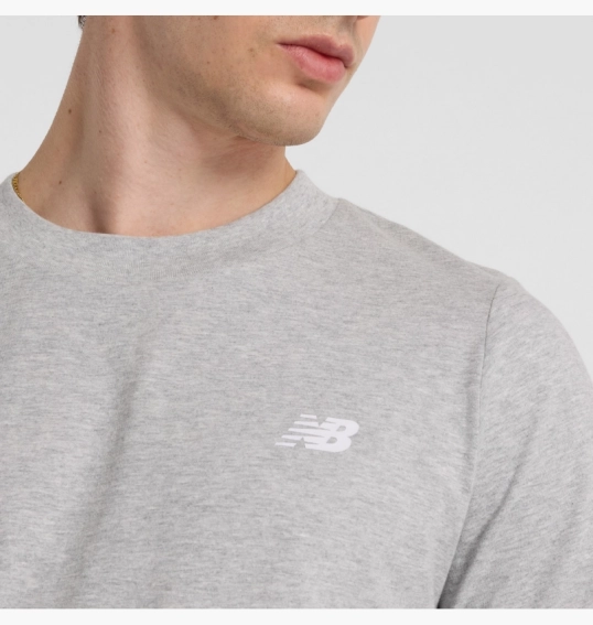 Футболка чоловіча New Balance Sport Arch Graphic Grey MT51985AG фото 5 — інтернет-магазин Tapok