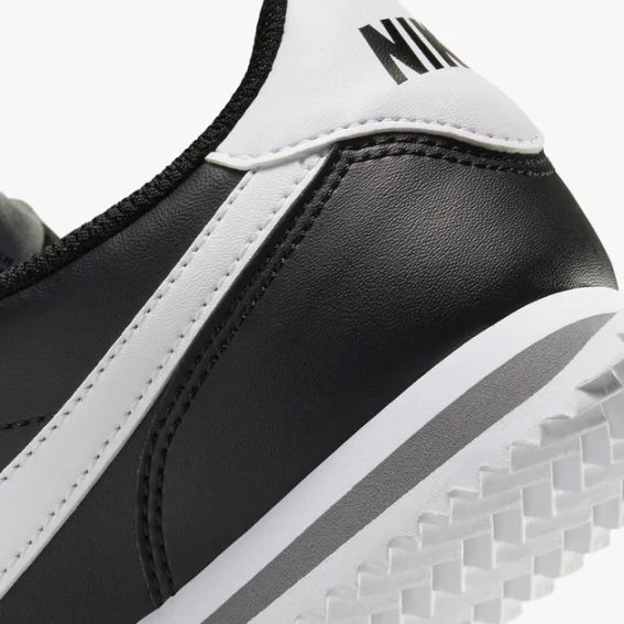 Кроссовки NIKE KIDS CORTEZ (GS) DM0950-001 фото 8 — интернет-магазин Tapok