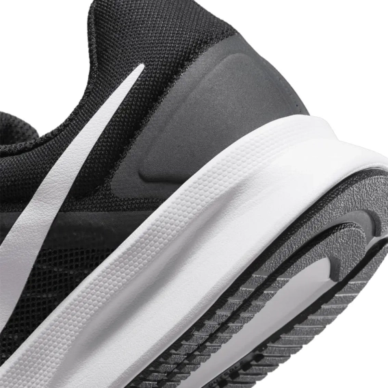 Кроссовки Nike W RUN SWIFT 3 DR2698-002 фото 8 — интернет-магазин Tapok