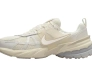 Кросівки жіночі Nike V2k Run "Pale Ivory" (HQ1512-110) Фото 1