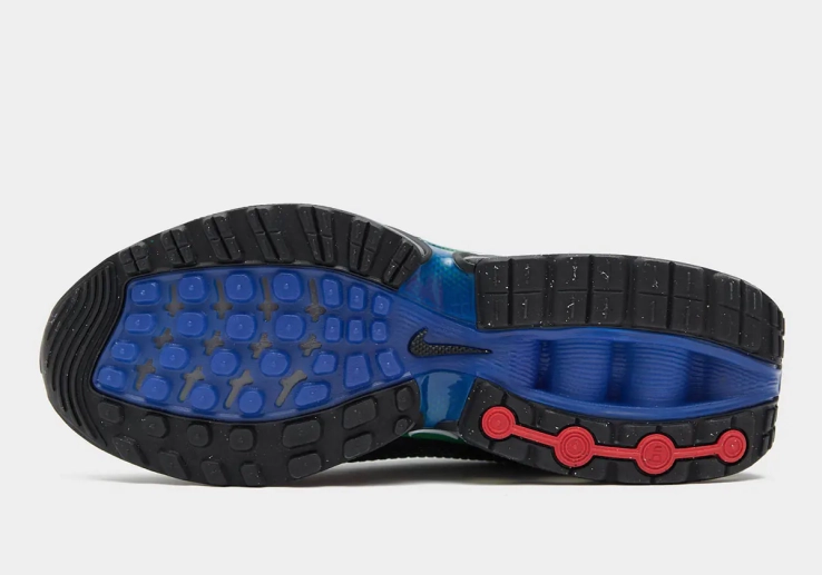 Кроссовки мужские Nike Air Max Dn (DV3337-010) фото 4 — интернет-магазин Tapok