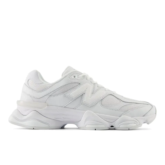 Кроссовки женские New Balance 9060 Triple White (U9060NRJ) фото 1 — интернет-магазин Tapok