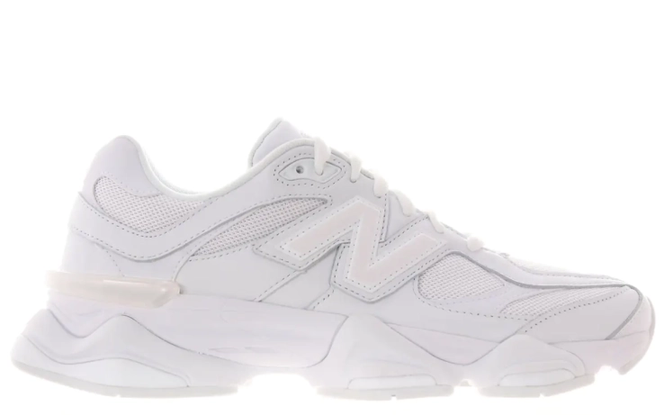 Кроссовки женские New Balance 9060 Triple White (U9060NRJ) фото 3 — интернет-магазин Tapok