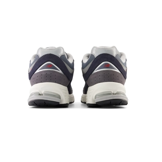 Кроссовки мужские New Balance 2002R (M2002RSF) фото 2 — интернет-магазин Tapok