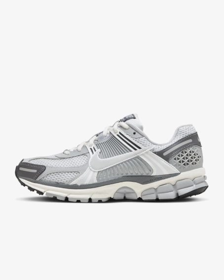 Кросівки чоловічі Nike Zoom Vomero 5 (FD9919-001) фото 2 — інтернет-магазин Tapok