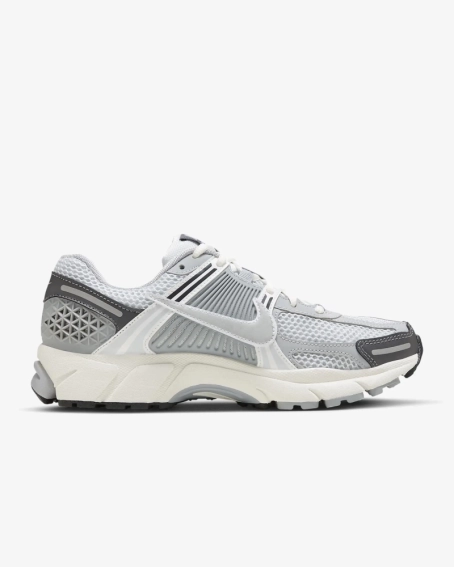 Кросівки чоловічі Nike Zoom Vomero 5 (FD9919-001) фото 4 — інтернет-магазин Tapok