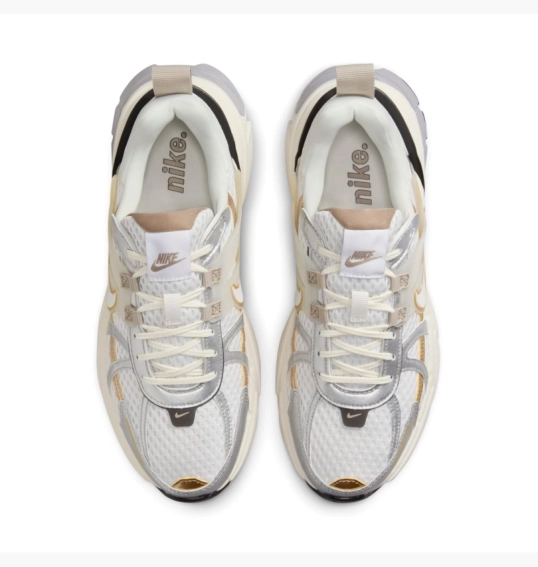 Кроссовки женские Nike V2K Run Beige/Grey HJ7245-100 фото 4 — интернет-магазин Tapok
