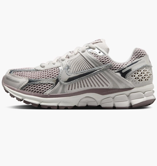 Кросівки жіночі Nike Zoom Vomero 5 White HV6417-001 фото 1 — інтернет-магазин Tapok