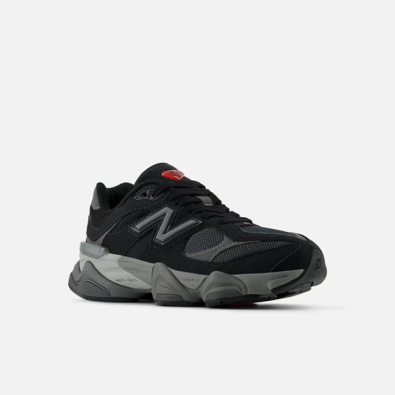 Кроссовки женские New Balance 9060 (GC9060BK) фото 2 — интернет-магазин Tapok
