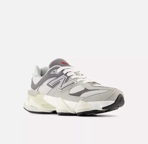Кроссовки женские New Balance 9060 (GC9060GY) фото 2 — интернет-магазин Tapok