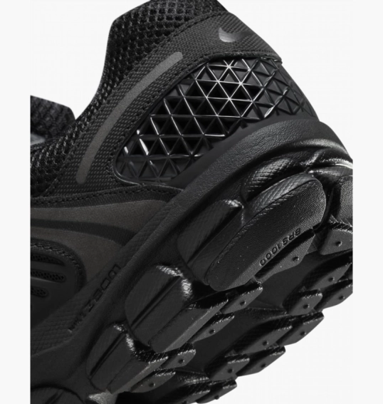 Кроссовки мужские Nike Zoom Vomero 5 Sp Black BV1358-003 фото 9 — интернет-магазин Tapok