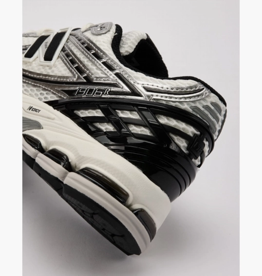 Кросівки чоловічі New Balance 1906R Metallic M1906RER фото 6 — інтернет-магазин Tapok