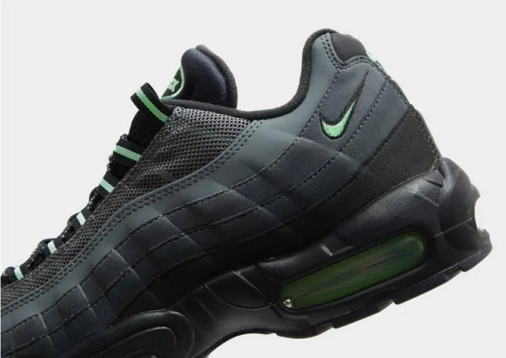 Кросівки чоловічі Nike Air Max 95 (HM0622-001) фото 4 — інтернет-магазин Tapok