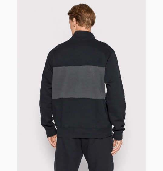 Женская толстовка Nike Essentials Black Dm6836-010 фото 2 — интернет-магазин Tapok