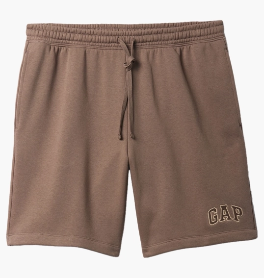 Шорти чоловічі Gap Logo Shorts Brown 735029011 фото 1 — інтернет-магазин Tapok