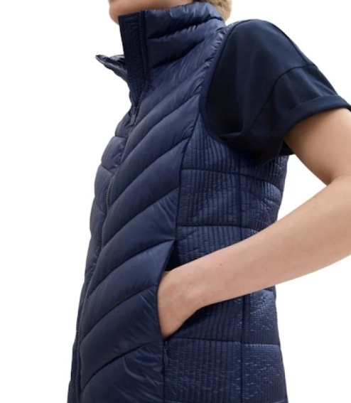 Безрукавка LIGHT WEIGHT VEST 1041486-10668 Tom Tailor L Темно-синий 1041486-10668 фото 3 — интернет-магазин Tapok