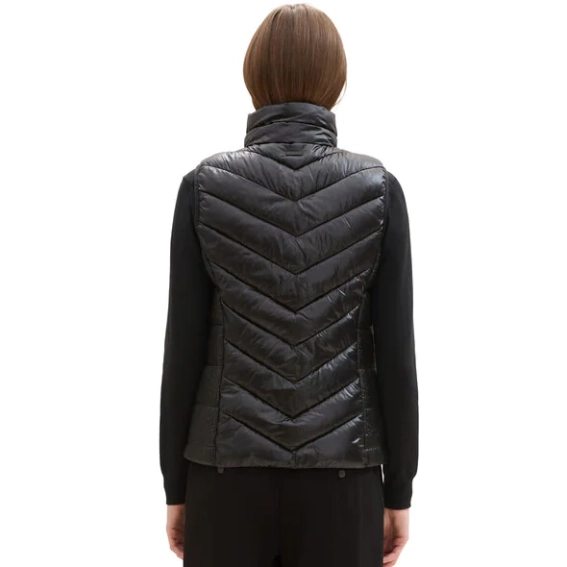 Безрукавка LIGHT WEIGHT VEST 1041486-14482 Tom Tailor L Чорний 1041486-14482 фото 2 — інтернет-магазин Tapok