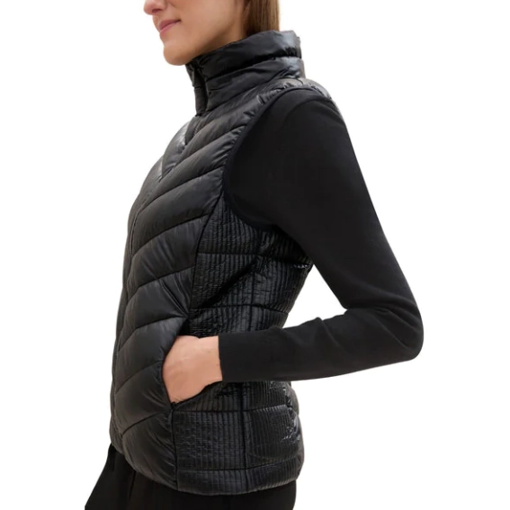 Безрукавка LIGHT WEIGHT VEST 1041486-14482 Tom Tailor L Чорний 1041486-14482 фото 3 — інтернет-магазин Tapok