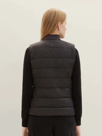 Безрукавка Lightweight Weste 1039268-14482 Tom Tailor L Чорний 1039268-14482 фото 3 — інтернет-магазин Tapok
