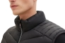 Безрукавка MEN'S LIGHTWEIGHT VEST 1038902-29999 Tom Tailor L Чорний 1038902-29999 Фото 4