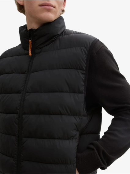 Безрукавка Men&#39;s open vest 1043826-29999 Tom Tailor L Черный 1043826-29999 фото 3 — интернет-магазин Tapok