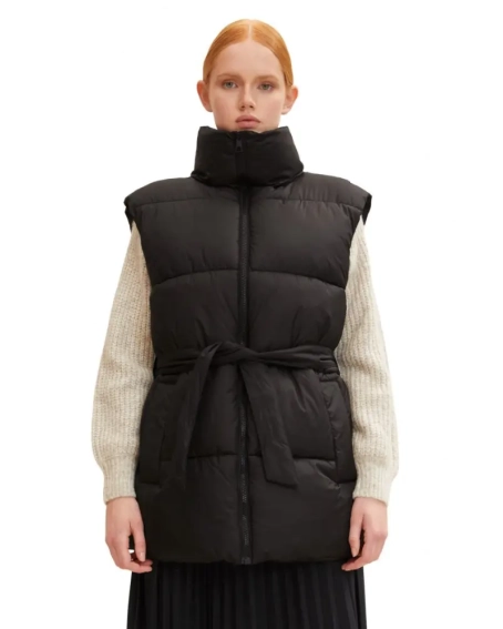 Жилетка belted puffer vest 1033562-14482 Tom Tailor L Черный 1033562-14482 фото 1 — интернет-магазин Tapok