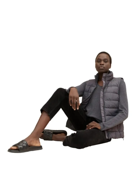 Жилетка ultra lightweight vest 1031311-15417 Tom Tailor XS Темно-сірий 1031311-15417 фото 3 — інтернет-магазин Tapok