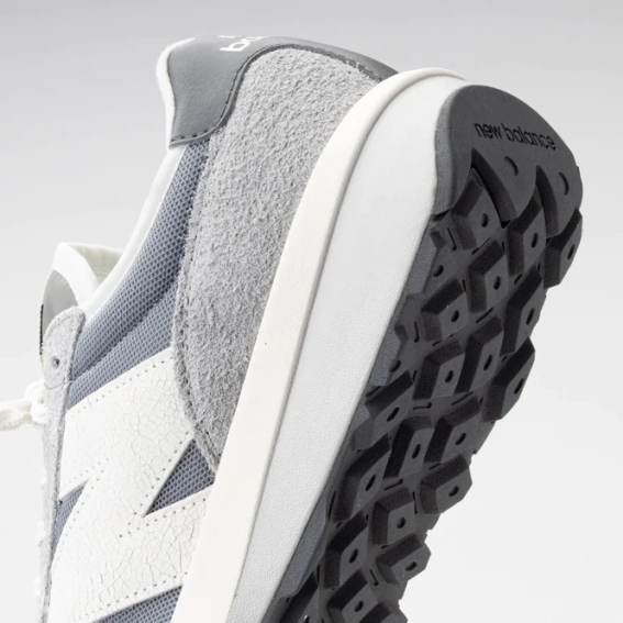 Кроссовки 370 U370AH New Balance 10 (44) Серый U370AH фото 6 — интернет-магазин Tapok