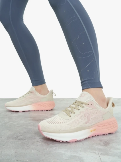 Кроссовки для бега 609623SFJ-800 HORD W Safety Jogger 37 Бежевый 609623SFJ-800 фото 6 — интернет-магазин Tapok