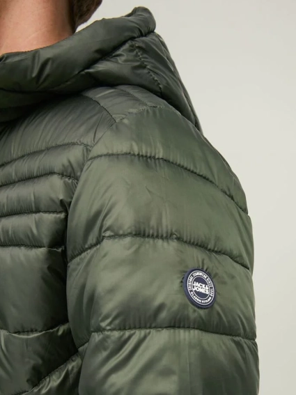 Куртка CONTRAST ZIP JJEHERO PUFFER HOOD NOOS 12211785-Rosin Jack&amp;Jones L Хаки 12211785-Rosin CONTRAST Z фото 3 — интернет-магазин Tapok