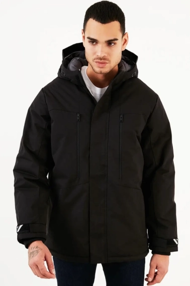 Куртка JCOSPORTY PUFFER 12215659-Black Jack&Jones XXL Чорний 12215659-Black фото 1 — інтернет-магазин Tapok