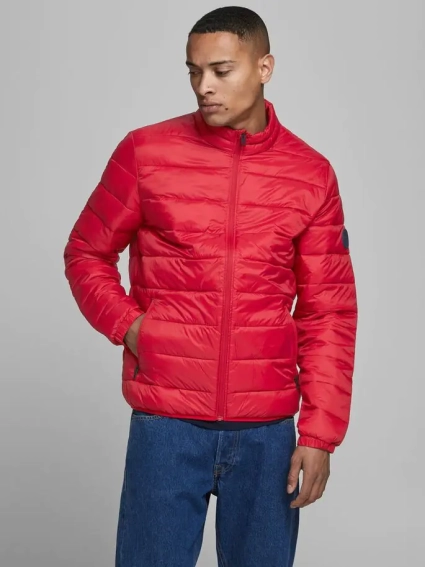Куртка JJEMAGIC PUFFER COLLAR NOOS 12173752 Tango Red Jack&Jones L Червоний 12173752TangoRed фото 2 — інтернет-магазин Tapok