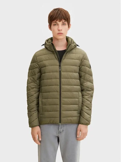 Куртка light weight jacket with hood 1031780-10415 Tom Tailor M Хаки 1031780-10415 фото 1 — интернет-магазин Tapok