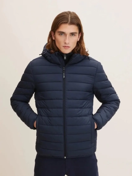 Куртка light weight jacket with hood 1031780-10668 Tom Tailor L Темно-синий 1031780-10668 фото 1 — интернет-магазин Tapok