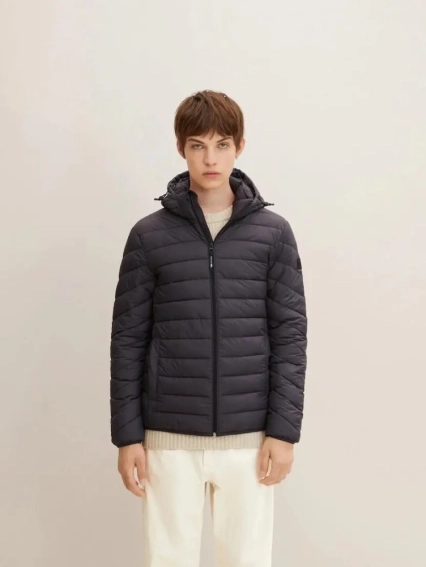 Куртка light weight jacket with hood 1031780-29476 Tom Tailor M Темно-серый 1031780-29476 фото 1 — интернет-магазин Tapok