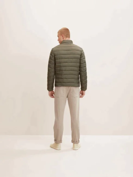 Куртка LIGHTWEIGHT JACK 1031474-10415 Tom Tailor M Хакі 1031474-10415 фото 2 — інтернет-магазин Tapok