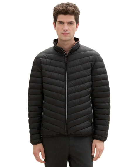 Куртка LIGHTWEIGHT JACKET 1041311-29999 Tom Tailor L Черный 1041311-29999 фото 1 — интернет-магазин Tapok