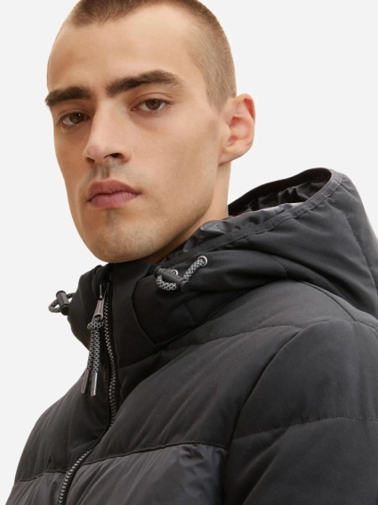 Куртка mat mix puffer jacket 1032481-29999 Tom Tailor L Чорний 1032481-29999 фото 4 — інтернет-магазин Tapok