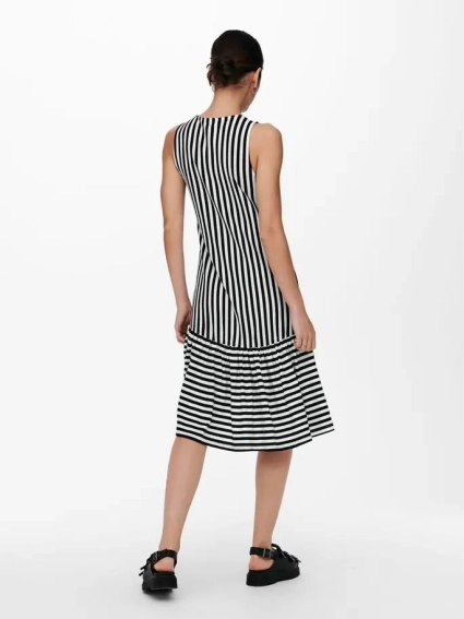 Платье ONLFIONA LIFE S/L DRESS JRS 15230776 Bright White-BLACK ONLY L Черный 15230776BrightWhite-BLACK фото 3 — интернет-магазин Tapok
