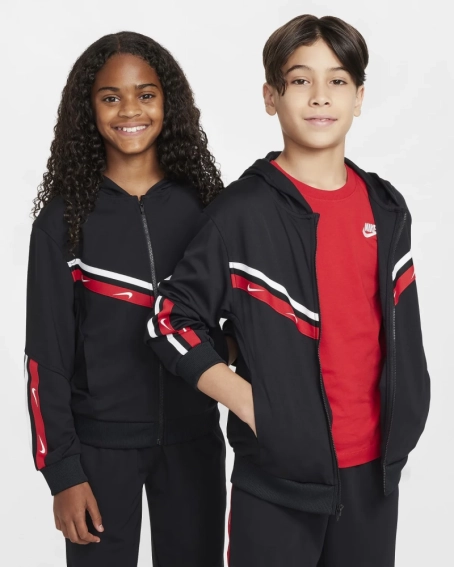 Подростковая толстовка K NSW CLUB+ POLY FZ HOODIE FZ4906-010 Nike S Черный FZ4906-010 фото 1 — интернет-магазин Tapok